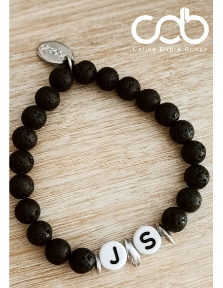 Bracelet en perles de lave noire, perles en étain. Personnalisable.