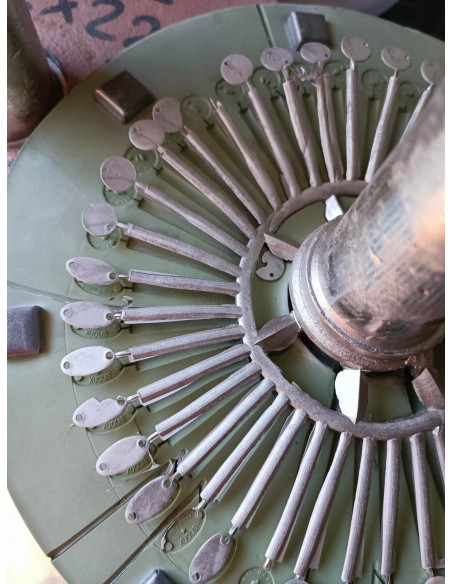 Porte clés en étain 10ans - 1 médaille rectangle 35x59mm