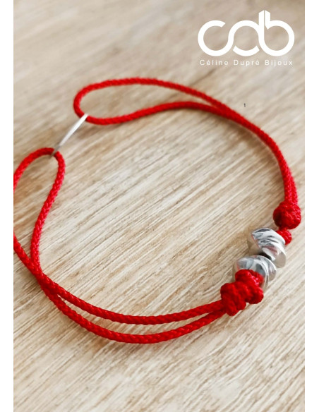 Bracelet avec 4 perles rondes en étain