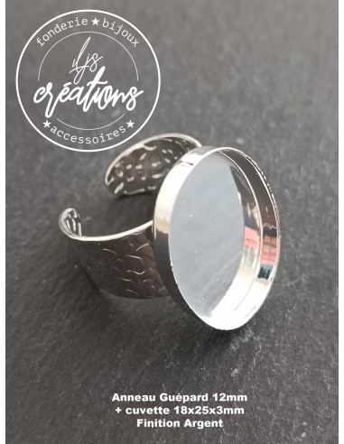 Bague ovale 18x25x3mm avec anneau girafe 12mm finition Argent