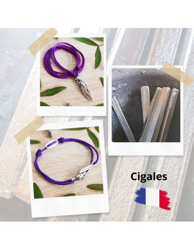Collier Cigale - 8x31mm en relief - cordon...