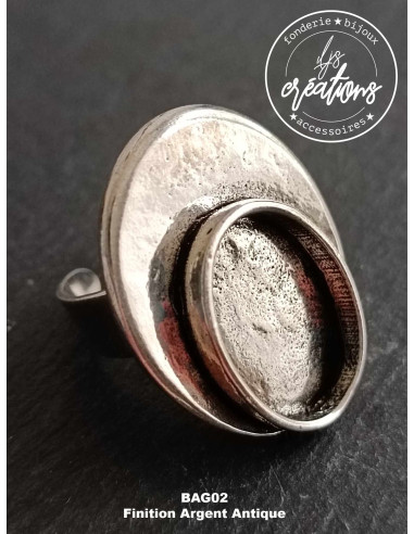 Bague Ovale finition Argent Antique
