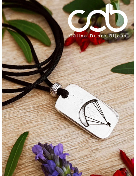 Collier réglable pendentif rectangle PM