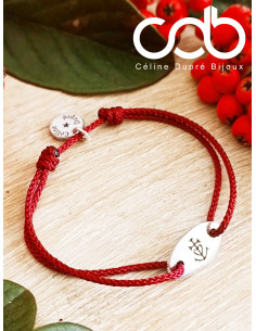 Bracelet Croix de camargue avec cordon bordeaux.