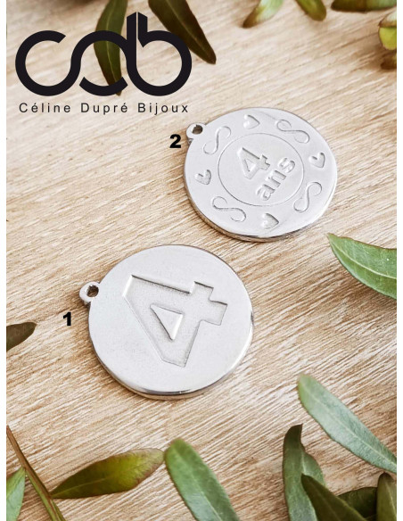 Porte clés Pour 4 ans (Noces de cire) en étain brut avec cordon - Modèle au choix