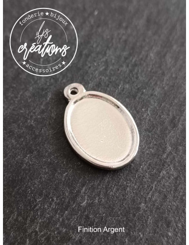 Pendentif ovale sans bélière