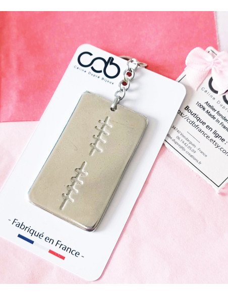 Porte clés étain brut avec "10 en bâtons" - 1 médaille rectangle 35x60mm