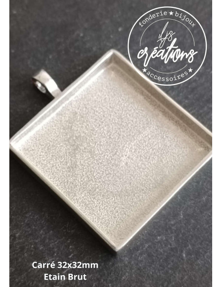 Pendentif en étain Brut