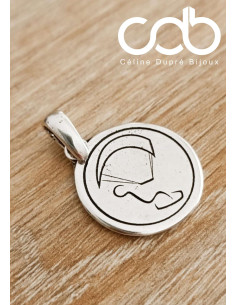 Pendentif kitesurf avec cercle