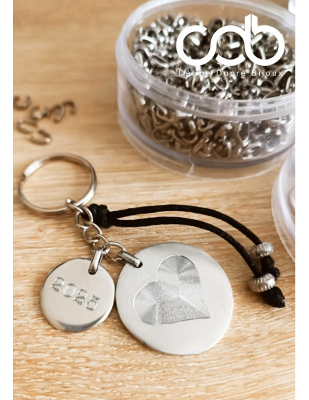 Porte clés étain