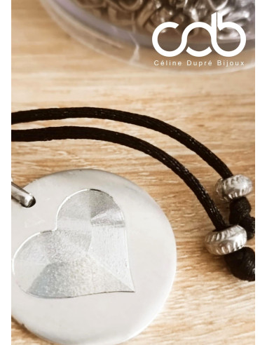 Porte clés en étain - 2 médailles 18/30mm -...