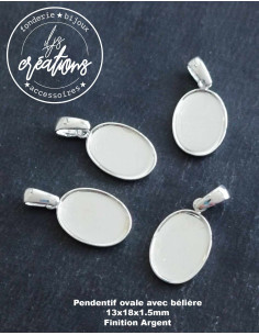 Pendentif ovale avec bélière