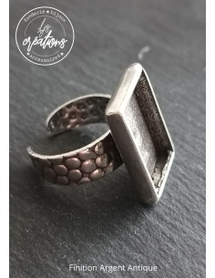 Bague avec anneau guépard finition argent antique